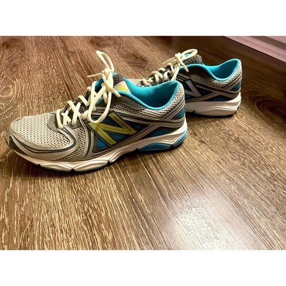 New Balance Shoes - New Balance Womens Blue Running Tennis Shoes Lace Up Size 9.5